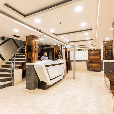 Hotel Grand Shyam- In Front Of New Delhi Railway Station-Couple Friendly نيودلهي المظهر الخارجي الصورة