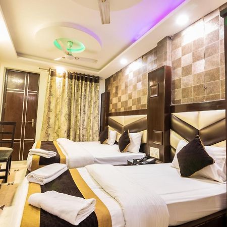 Hotel Grand Shyam- In Front Of New Delhi Railway Station-Couple Friendly نيودلهي المظهر الخارجي الصورة