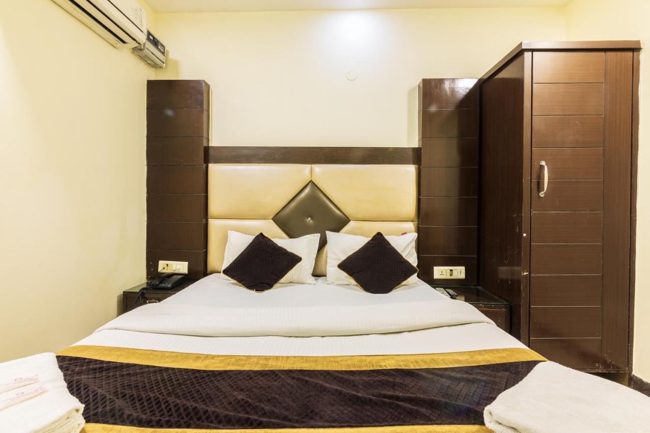 Hotel Grand Shyam- In Front Of New Delhi Railway Station-Couple Friendly نيودلهي المظهر الخارجي الصورة