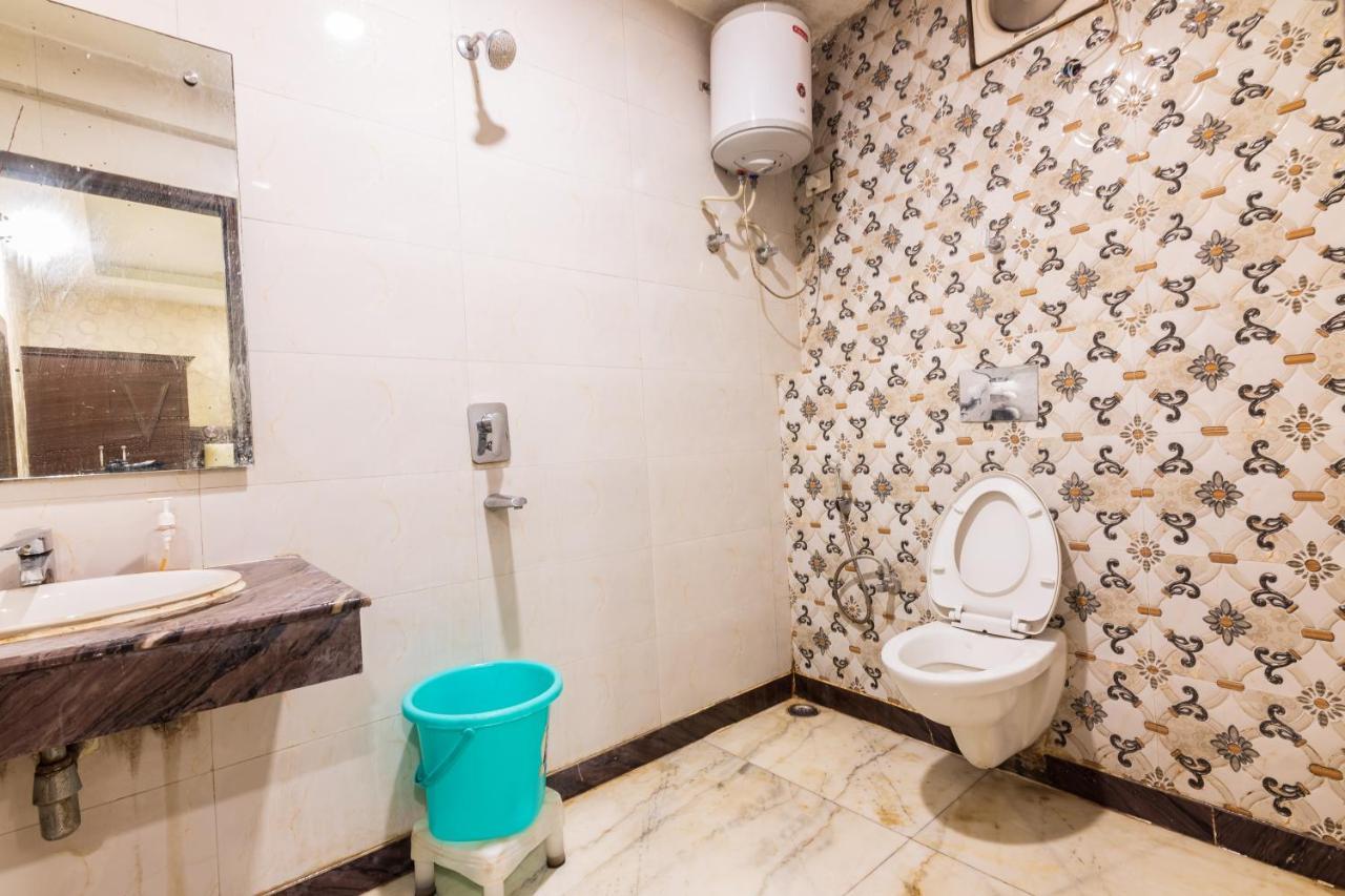 Hotel Grand Shyam- In Front Of New Delhi Railway Station-Couple Friendly نيودلهي المظهر الخارجي الصورة