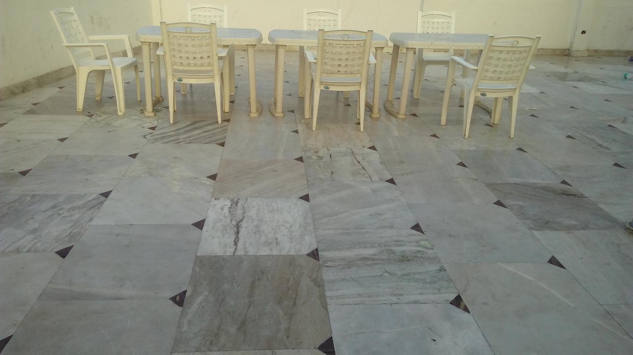 Hotel Grand Shyam- In Front Of New Delhi Railway Station-Couple Friendly نيودلهي المظهر الخارجي الصورة